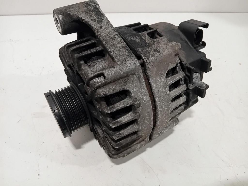 Dynamo BMW X5, Onderdelen@venauto.nl, Van der Ven Autorecycling B.V., Gebruikt, Ettenseweg 76, 4706 PB Roosendaal, The Netherlands