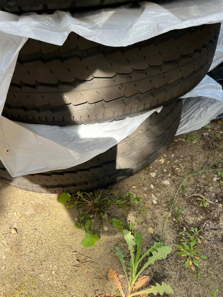 Continetal Vancocamper 225-75 -16 banden, Auto-onderdelen, Overig, 16 inch, Ophalen of Verzenden, Band(en)