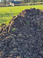 Paardenmest: Wordt voor u geladen!, Ophalen, Mest