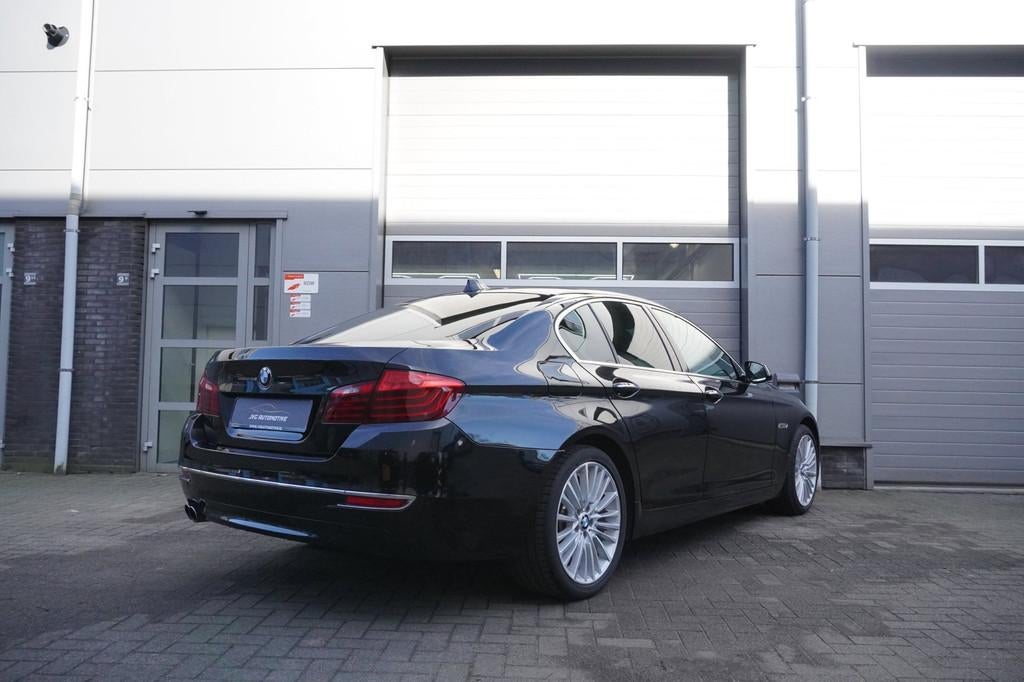 BMW 5-serie 525d, Auto's, BMW, Automaat, Achterwielaandrijving, 2000 kg, Zwart