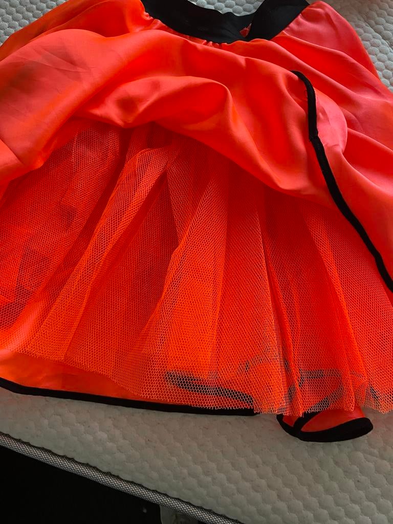 Oranje rok met tule onderlaag. Xs tot M, Kleding | Dames, Rokken, Oranje, Ophalen of Verzenden, Maat 36 (S), Gedragen