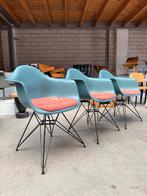 Vitra Eames DAR chair met vast zitkussen  (more in stock), Ophalen, Gebruikt, X, Overige kleuren