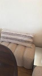 Langwerpig kussen van H&M Home, Ophalen of Verzenden, Zo goed als nieuw, Grijs, Rechthoekig