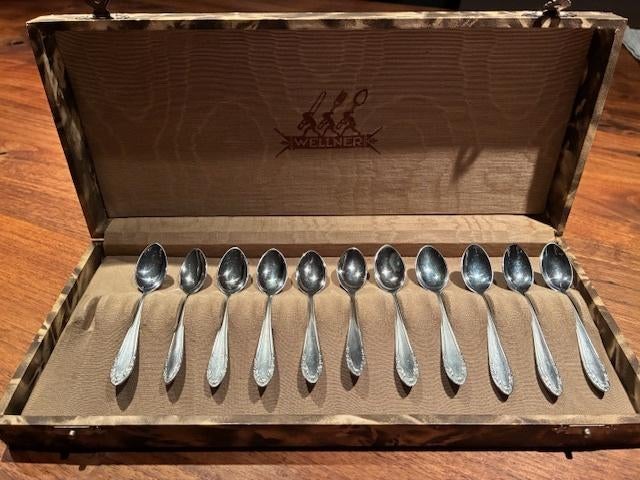 11 Wellner mini lepeltjes in cassette, Antiek en Kunst, Ophalen of Verzenden