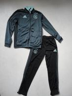 Supermooi trainingspak van AJAX  maat 134, Adidas, Sport- of Zwemkleding, Ophalen of Verzenden, Zo goed als nieuw