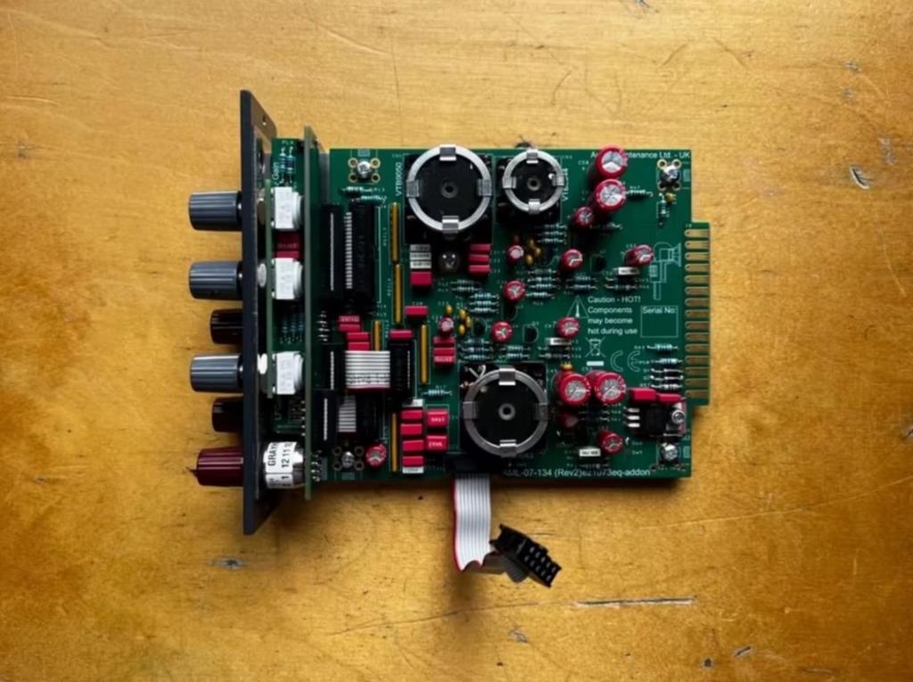 AML ez1073 add-on EQ, Audio, Tv en Foto, Ophalen of Verzenden, Zo goed als nieuw, Audio