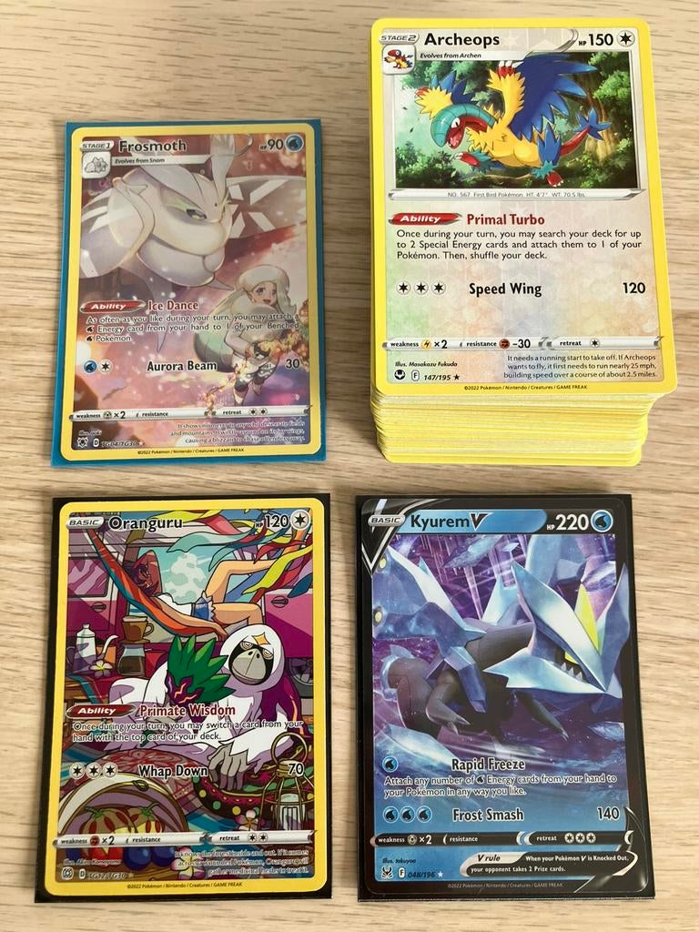 KADO TIP Set van 100 verschillende originele Pokemon kaarten, Ophalen of Verzenden, Zo goed als nieuw, Meerdere kaarten, Foil