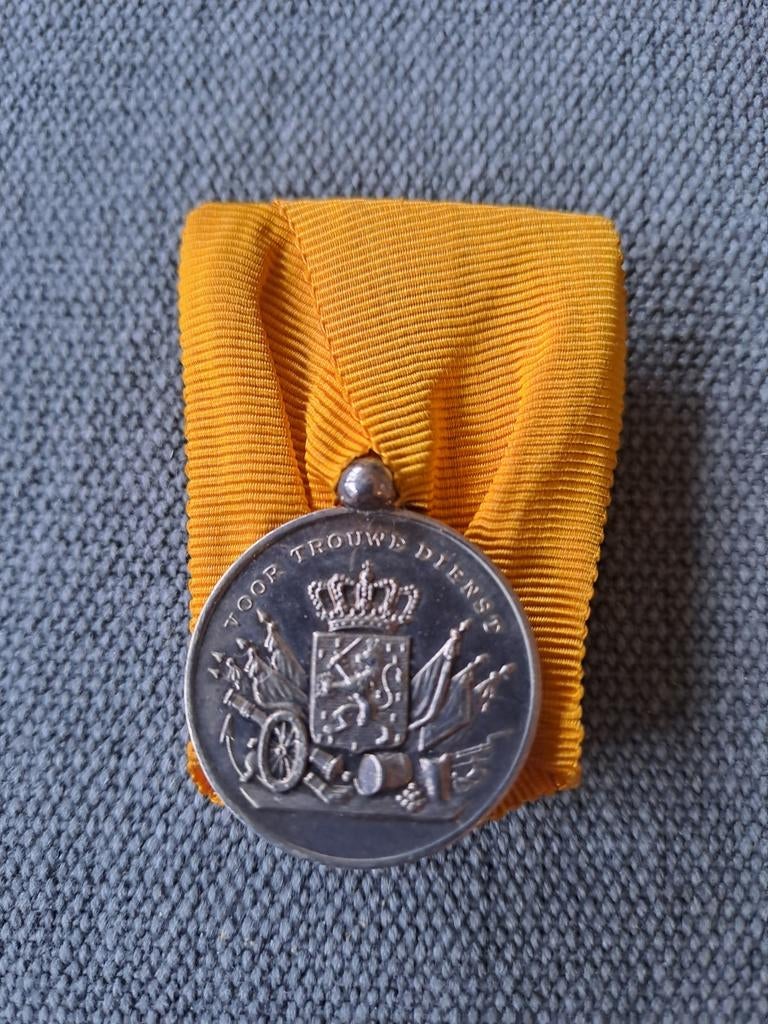 Medaille voor trouwe dienst, Verzamelen, Ophalen of Verzenden, Landmacht, Nederland, Lintje, Medaille of Wings