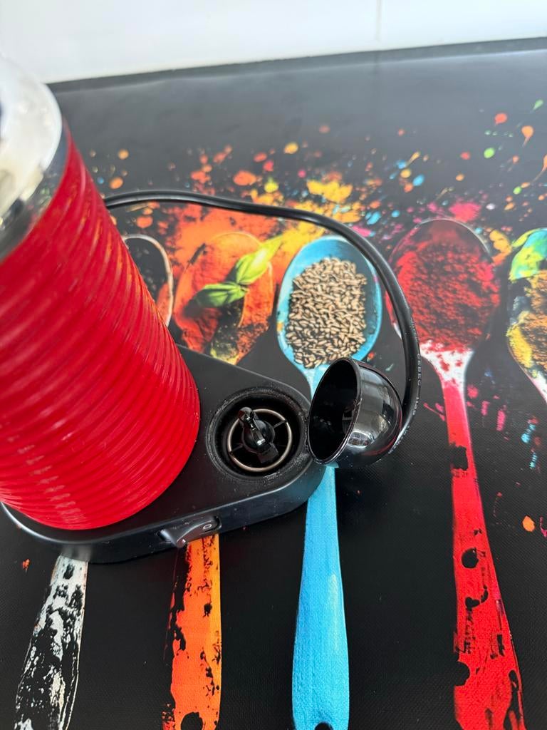 Nespresso Aeroccino 3 Melkopschuimer Rood, Witgoed en Apparatuur, Ophalen, Overige modellen, Overige typen, Zo goed als nieuw