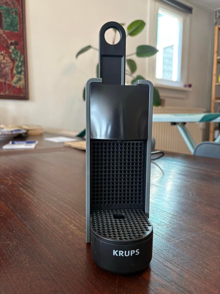 Nespresso apparaat Krups - Gebruikt, goede staat, Gebruikt, Espresso apparaat, Ophalen of Verzenden, 1 kopje