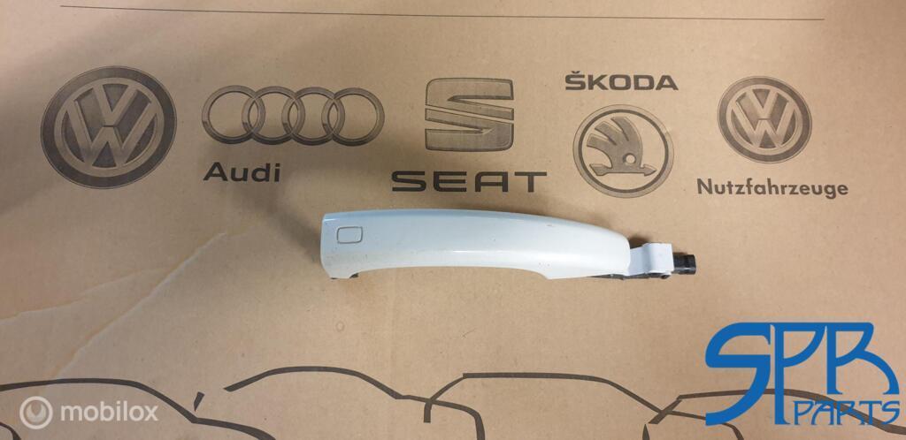 AUDI A5 A4 B8 Q3 8U DEURGREEP Portiergreep LINKS 8T0837205A, Audi, Gebruikt, Audi, Ophalen of Verzenden