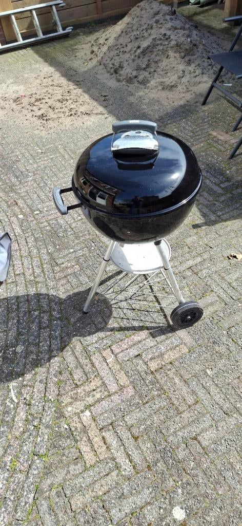 Weber BBQ 47cm, Tuin en Terras, Houtskoolbarbecues, Ophalen of Verzenden, Gebruikt