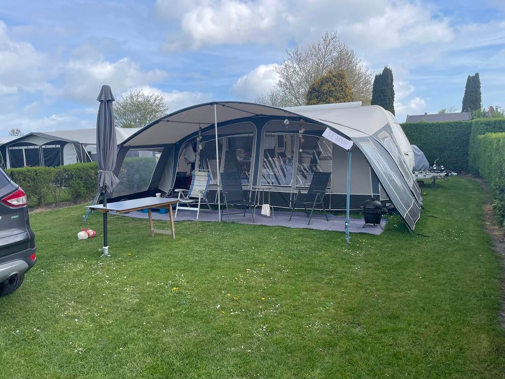 Fendt 515 caravan te koop, Rondzit, 1250 - 1500 kg, Tot en met 4, 2 aparte bedden