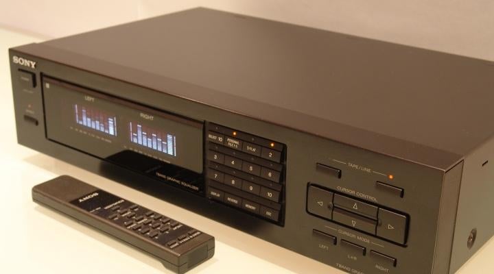 GEZOCHT Sony SEQ-711 Equalizer, Ophalen of Verzenden, Gebruikt, 120 watt of meer, Sony