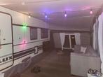 Caravan met voortent en luifel, Caravans en Kamperen, Rondzit, Omvormbare zithoek, Watertank vast, Bürstner