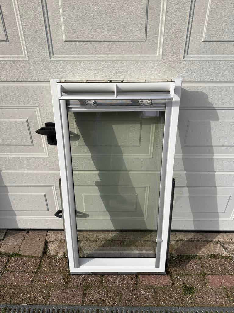 VELUX GGU FK06 Kunststof Dakraam 66x118 HR++, Doe-het-zelf en Verbouw, Glas en Ramen, Ophalen, Minder dan 80 cm, 80 tot 120 cm