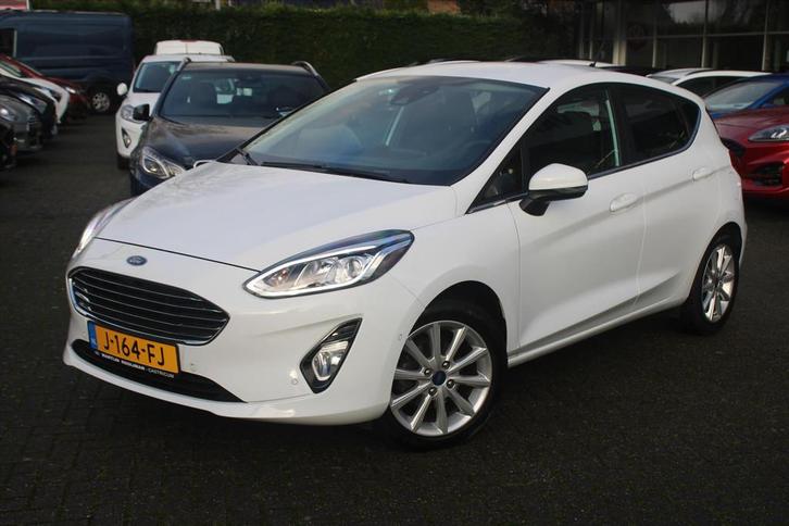 FORD Fiesta 1.0 EcoBoost 100pk 5D Titanium, Winterpack, Trek, Auto's, Ford, Bedrijf, Te koop, Fiësta, Achteruitrijcamera, Airbags
