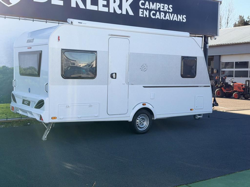 Knaus SPORT 450 FU gas uitvoering (bj 2025), Caravans en Kamperen, Caravans, Bedrijf, Info@deklerkcaravans.nl, 6 tot 7 meter, Knaus