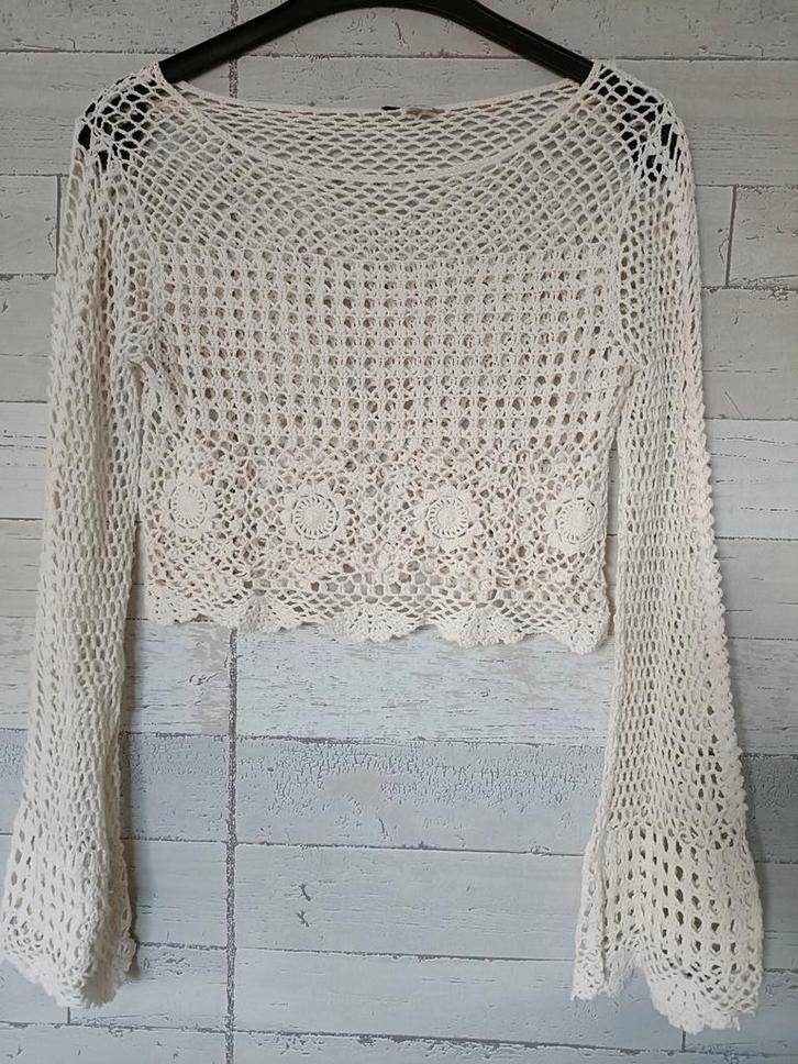 H&M gehaakte crop top met lange mouwen, Kleding | Dames, Tops, Zo goed als nieuw, Maat 36 (S), Overige kleuren, Lange mouw, Ophalen of Verzenden