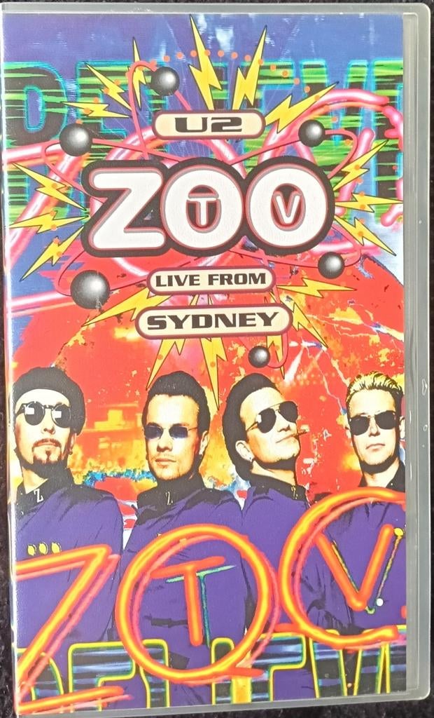 U2 Live From Sidney VHS, Alle leeftijden, Ophalen of Verzenden, Zo goed als nieuw