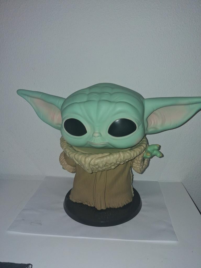 Baby yoda funko pop 369, Verzamelen, Ophalen of Verzenden, Zo goed als nieuw, Actiefiguurtje