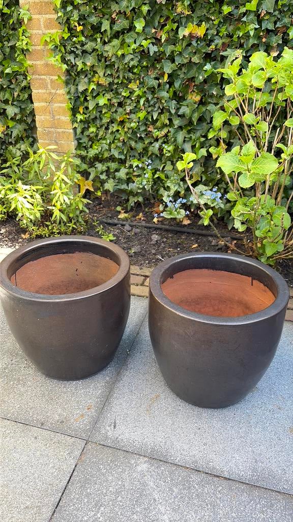Grote buitenpotten antraciet 2 x, Tuin en Terras, Bloempotten, Rond, Zo goed als nieuw, Minder dan 40 cm, Ophalen