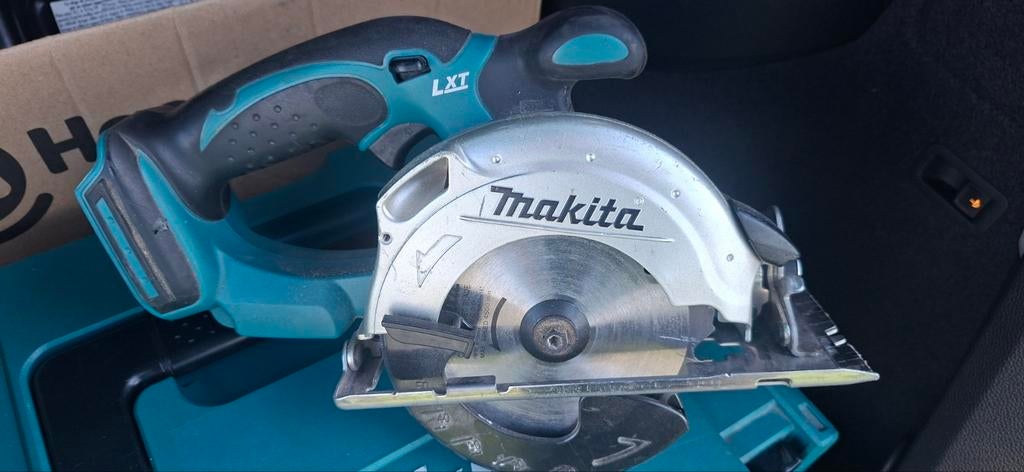 Makita circkelzaag, Ophalen of Verzenden, 1200 watt of meer, Cirkelzaag, 70 mm of meer