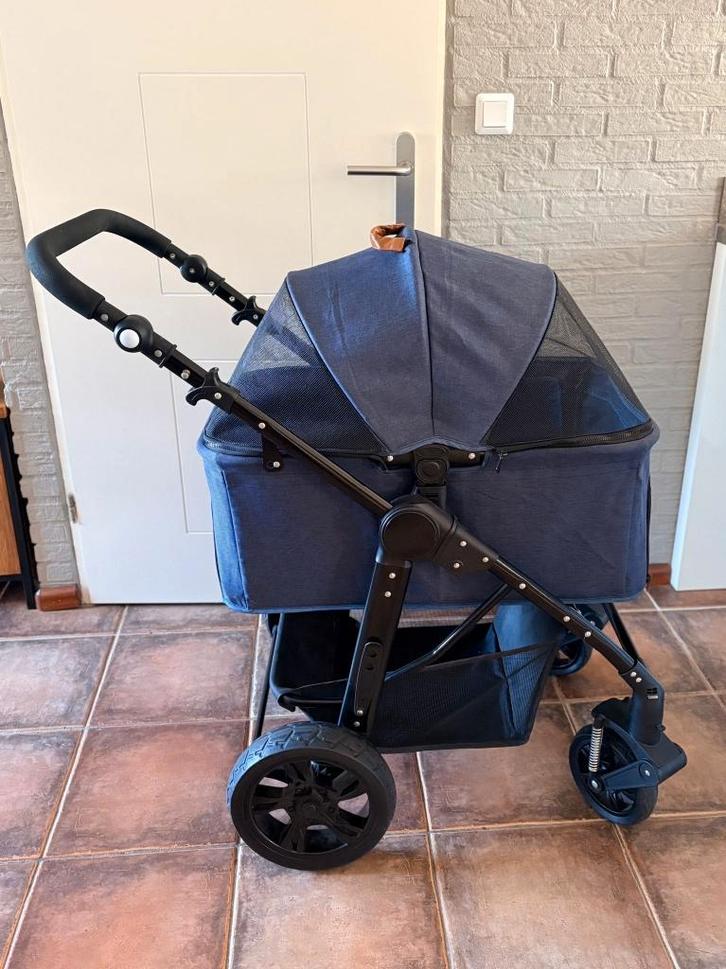 Grote stevige huisdierenbuggy van Pawhut, Dieren en Toebehoren, Honden-accessoires, Zo goed als nieuw, Ophalen