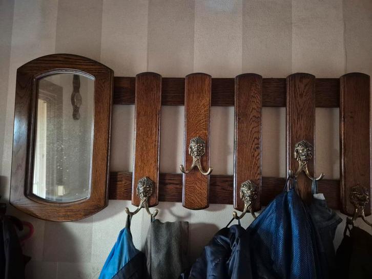 Donker eiken meubelset GRATIS, Huis en Inrichting, Stoelen, Gebruikt, Bruin, Ophalen