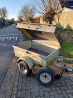 Saris Arba gesloten aanhangwagen, Ophalen, Gebruikt