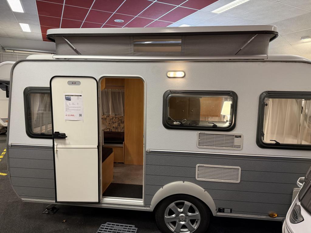 KIP VISION SPECIAAL 41 T 2 APARTE BEDDEN GROOT ZITJE TENT, Standaardzit, Kip, Bedrijf, 750 - 1000 kg