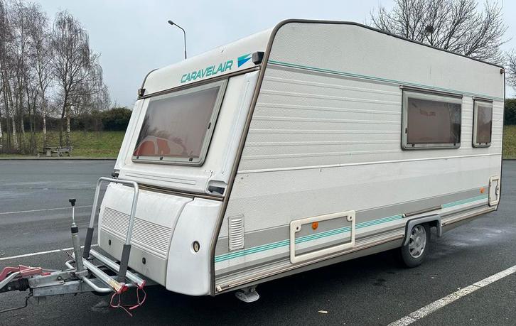 Caravelair bamba luxe 460 4 persoons vaste wc&fietsendrager, Caravans en Kamperen, Caravans, Particulier, tot en met 4, 750 - 1000 kg