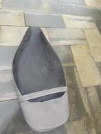 Skipper zadel - onderkant gescheurd, reparabel, Fietsen en Brommers, Brommeronderdelen | Scooters, Ophalen of Verzenden, Gebruikt