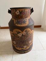 Decoratieve melkbus handbeschilderd bloemmotief, Ophalen