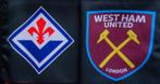 sjaal Fiorentina - West Ham United (fin. Conference League), Ophalen of Verzenden, Nieuw, Buitenlandse clubs, Vaantje of Sjaal