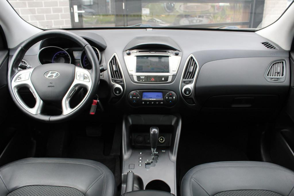 Hyundai ix35 2.0i Style / Automaat / Panoramadak / N.A.P., Gebruikt, 4 cilinders, Met garantie (alle), Leder en Stof