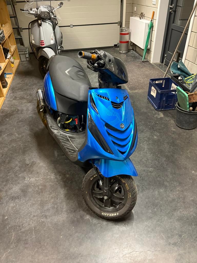 Piaggio Zip 180cc- LEES BESCHRIJVING, Fietsen en Brommers, Scooters | Piaggio, Ophalen, Gebruikt, Maximaal 45 km/u, Zip