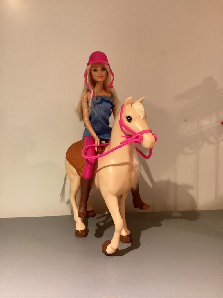 Barbie en paard, Ophalen, Gebruikt, Barbie