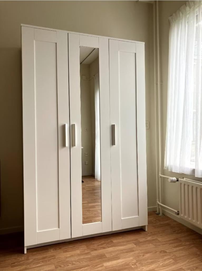 3x Brimnes kledingkast 3 doors wardrobe spiegel Ikea wit, Huis en Inrichting, Kasten | Kledingkasten, Zo goed als nieuw, 150 tot 200 cm