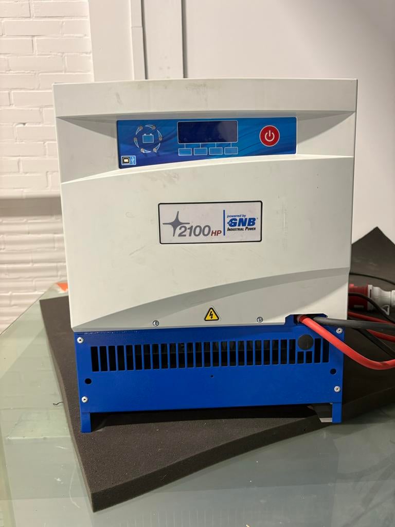Acculader 48V 100A (GNB 2100HP)ook ruilen palletweegschaal, Ophalen of Verzenden, Gebruikt