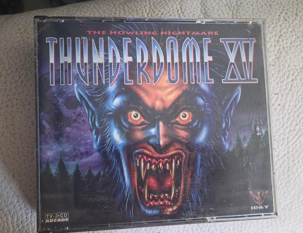 Thunderdome XV - The Howling Nightmare (2xCD), Ophalen of Verzenden, Gebruikt, Techno of Trance