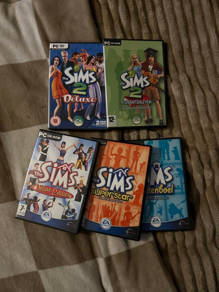 Verschillende Sims 1 & Sims 2 games, Spelcomputers en Games, Games | Pc, Gebruikt, 1 speler, Ophalen of Verzenden, Vanaf 7 jaar