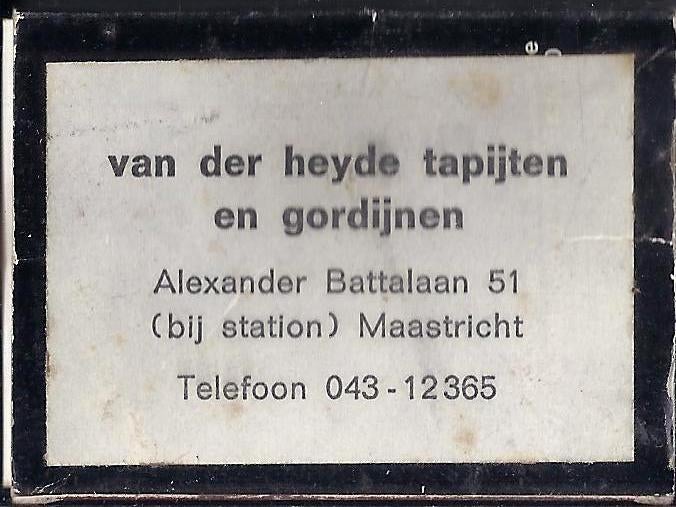 Lu907 luciferdoosje van der heyde tapijten maastricht, Verzamelen, Ophalen of Verzenden, Zo goed als nieuw, Luciferdoosjes of -merken