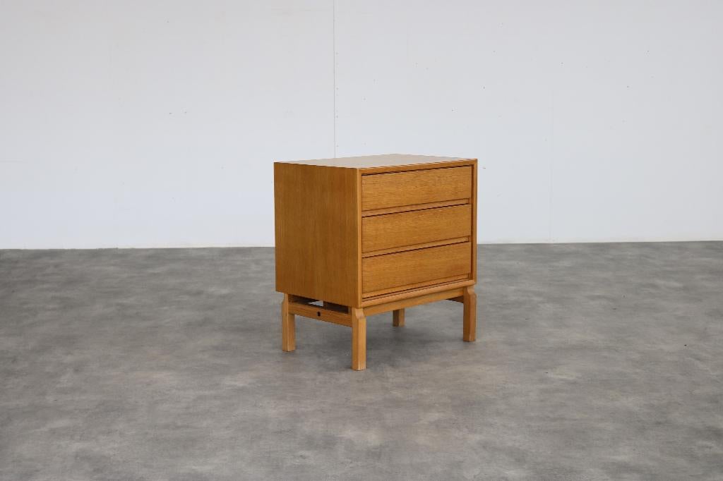 vintage |adenkast | kast | jaren 60 | Zweeds, Gebruikt, ., Eikenhout, 3 of 4 laden