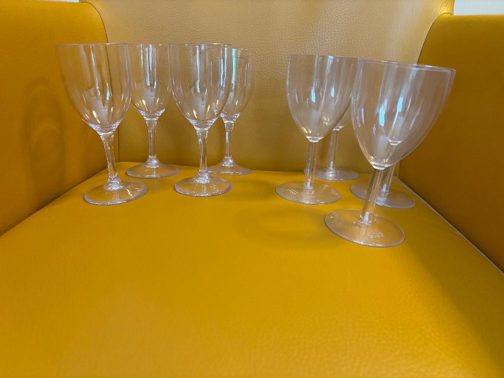 8 camper wijnglazen, Ophalen of Verzenden, Zo goed als nieuw