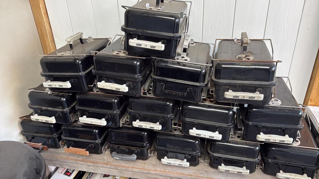 Weber Go Anywhere BBQ met handvaten - Draagbare Grill, Ophalen, Gebruikt