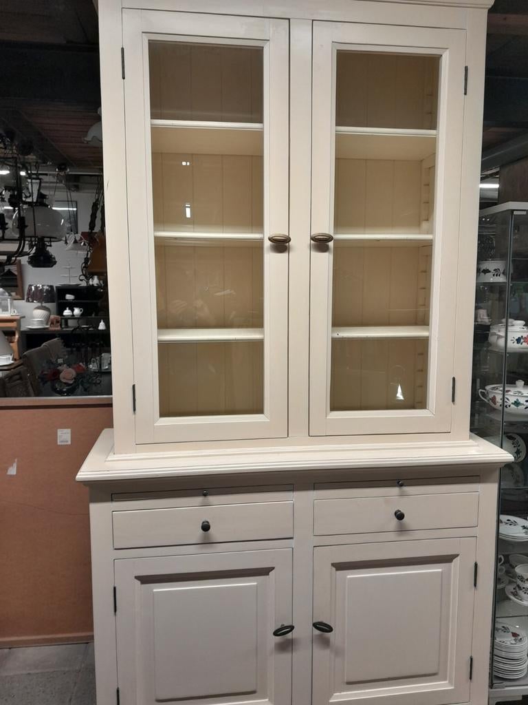 Witte vitrinekast 125 x 45 cm. Hoog 231 cm, Ophalen, Gebruikt, Met deur(en)