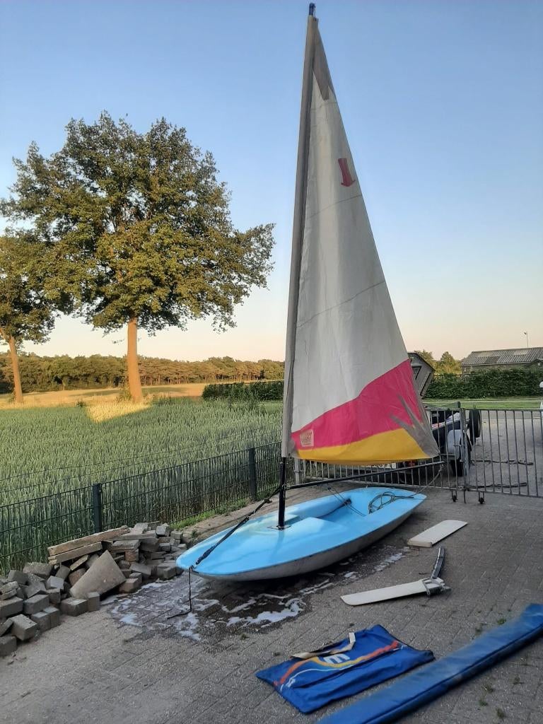 Zeilbootje, Watersport en Boten, Zeilen en Zeiltoebehoren, Ophalen, Gebruikt, Minder dan 15 m², Overige typen