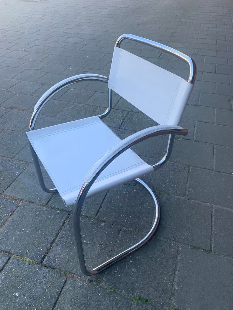 Buisframe stoel wit, Huis en Inrichting, Stoelen, Ophalen, Gebruikt, Wit, Eén