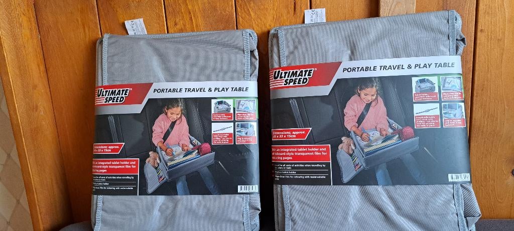 te koop 2 licht grijze kinder reistafeltje 40 x 33 x 15 cm, Auto diversen, Auto-accessoires, Ophalen of Verzenden, Nieuw